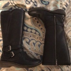 UGGS BLACK SIZE 5